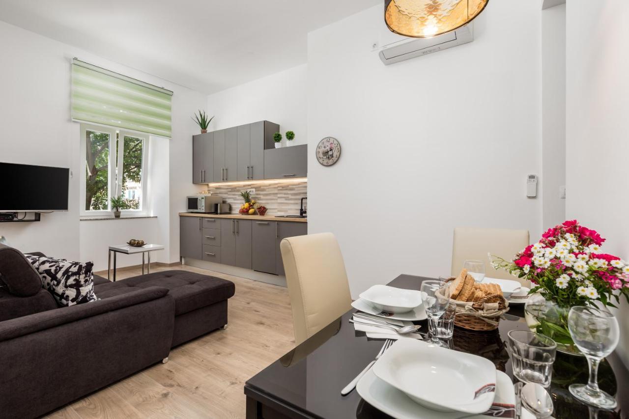Quiet Center Apartments 里耶卡 外观 照片