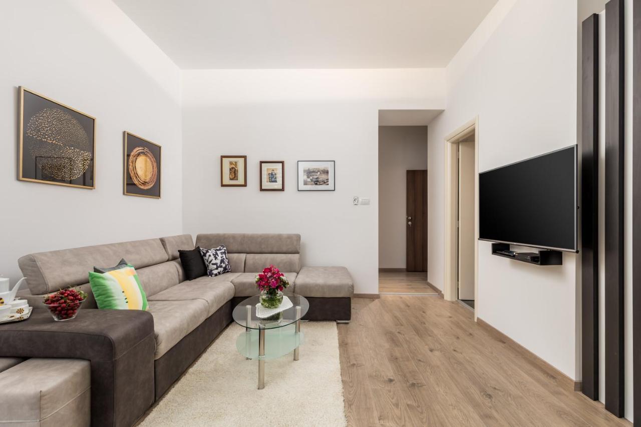 Quiet Center Apartments 里耶卡 外观 照片